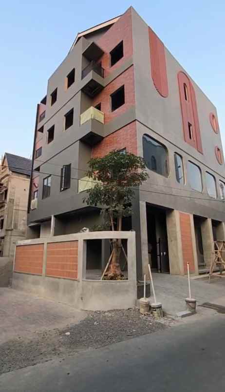 dijual kost ui kukusan depok