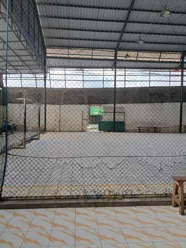dijual lapangan futsal di tretes