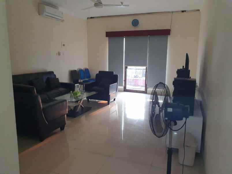 dijual ruko di jalan mayjend sungkono surabaya