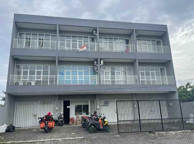 dijual ruko gudang kantor dian istana