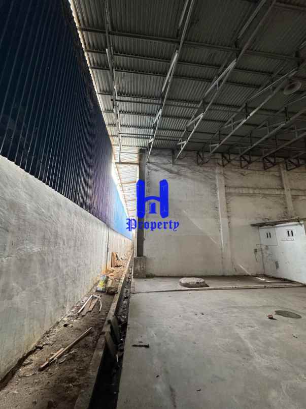 dijual ruko gudang kantor jalan irian barat sampali