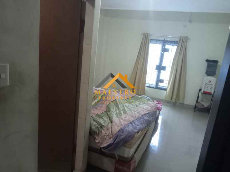 dijual ruko gudang kantor jalan kl yos sudarso simp