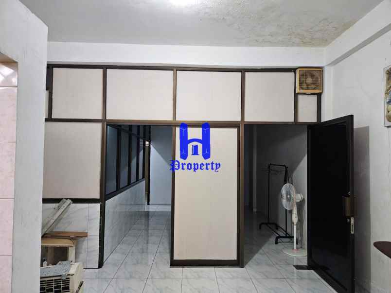 dijual ruko gudang kantor jalan m h thamrin medan