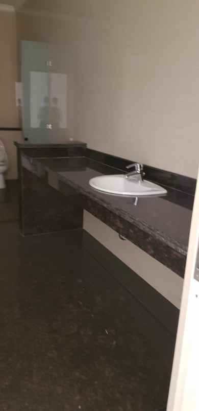 dijual ruko gudang kantor jalan raya jemursari