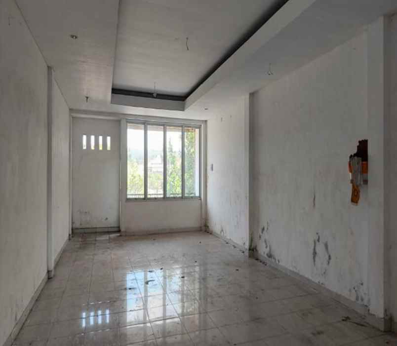 dijual ruko gudang kantor jl ahmad yani subagan kec