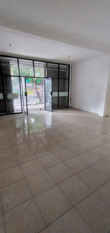 dijual ruko gudang kantor jl mayjend d i panjaitan