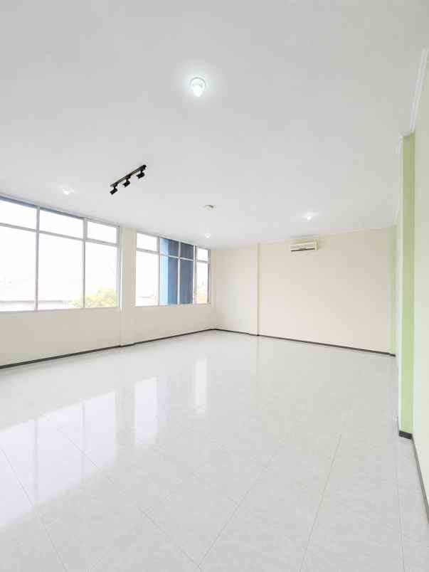 dijual ruko gudang kantor jl raya serang