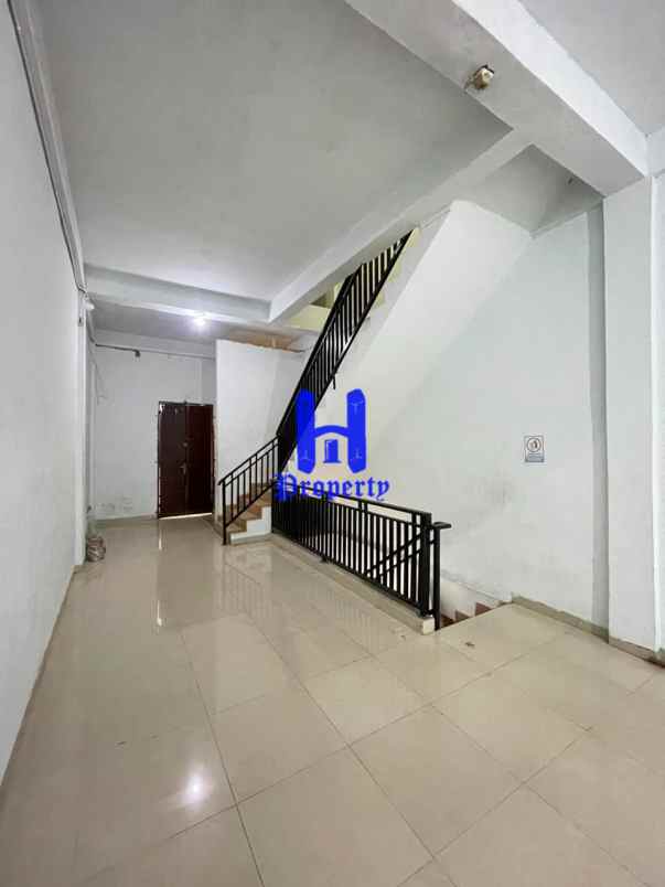 dijual ruko gudang kantor komplek mmtc jalan williem
