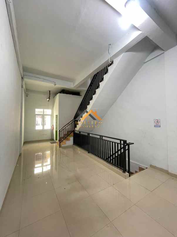 dijual ruko gudang kantor komplek mmtc jalan williem