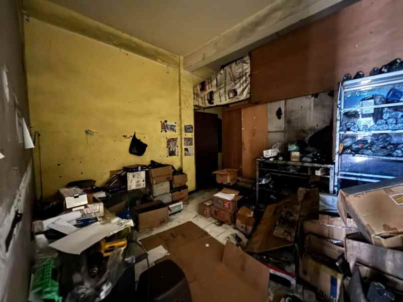 dijual ruko gudang kantor raya manyar