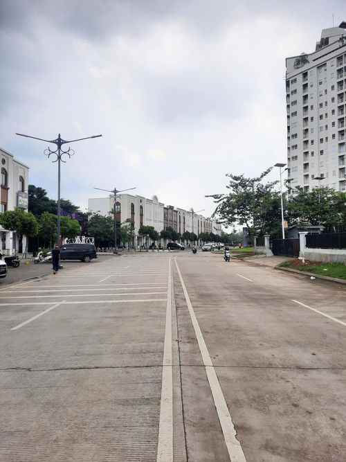 dijual ruko gudang kantor ruko hollywood plaza jababeka