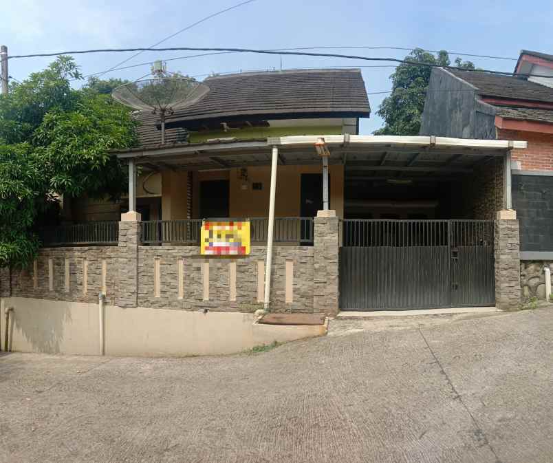 dijual rumah 4 kamar di perum bip cibening purwakarta
