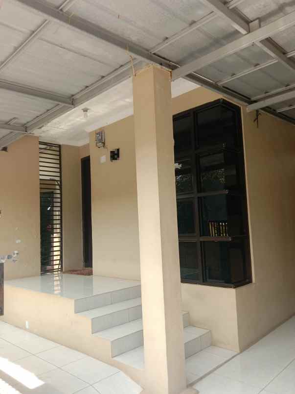 dijual rumah 4 kamar di perum bip cibening purwakarta
