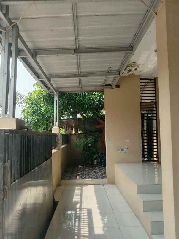 dijual rumah 4 kamar di perum bip cibening purwakarta