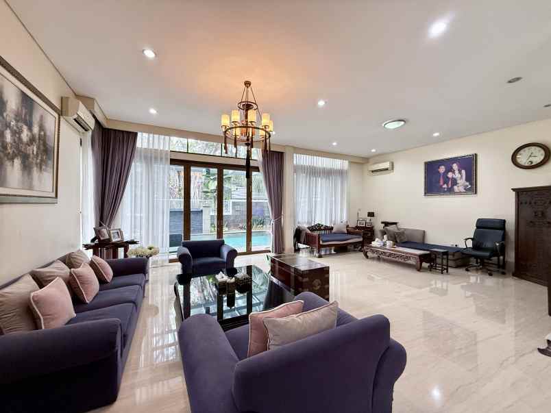 dijual rumah ampera