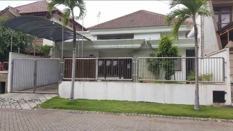 dijual rumah araya 1
