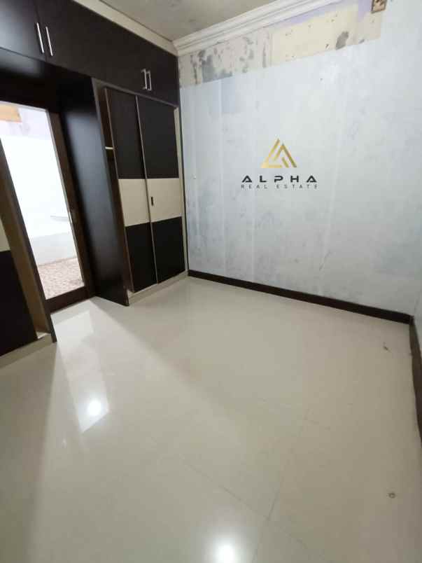 dijual rumah batam center