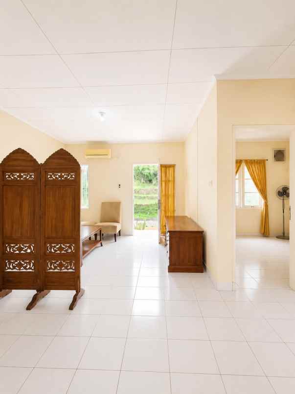 dijual rumah bedahan