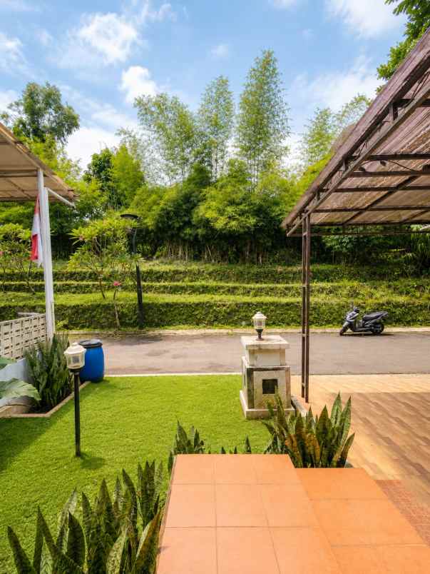 dijual rumah bedahan
