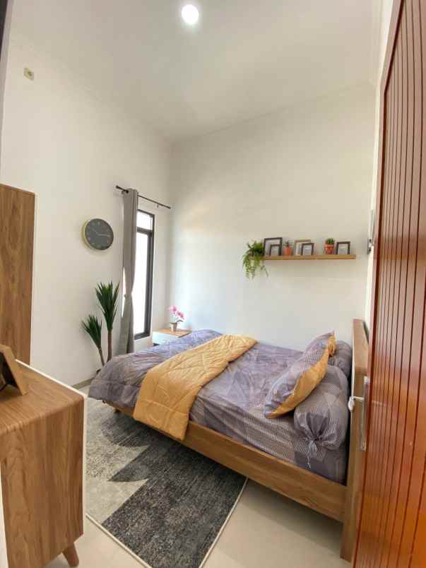 dijual rumah bedahan kec sawangan