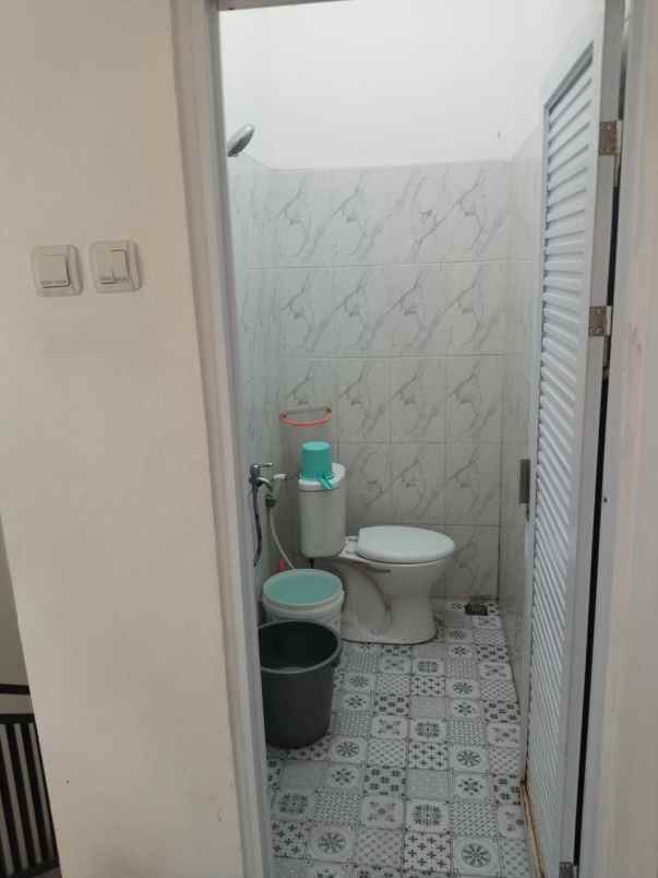 dijual rumah bedahan sawangan depok