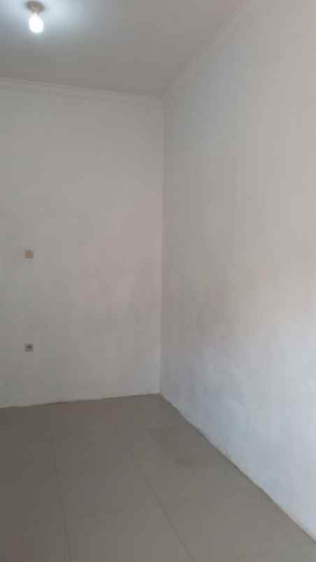 dijual rumah bedahan sawangan depok jawa barat