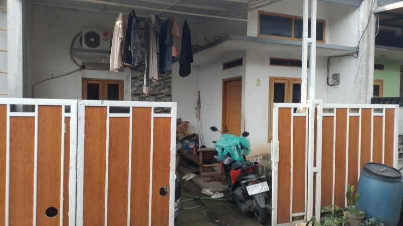 dijual rumah bedahan sawangan depok jawa barat