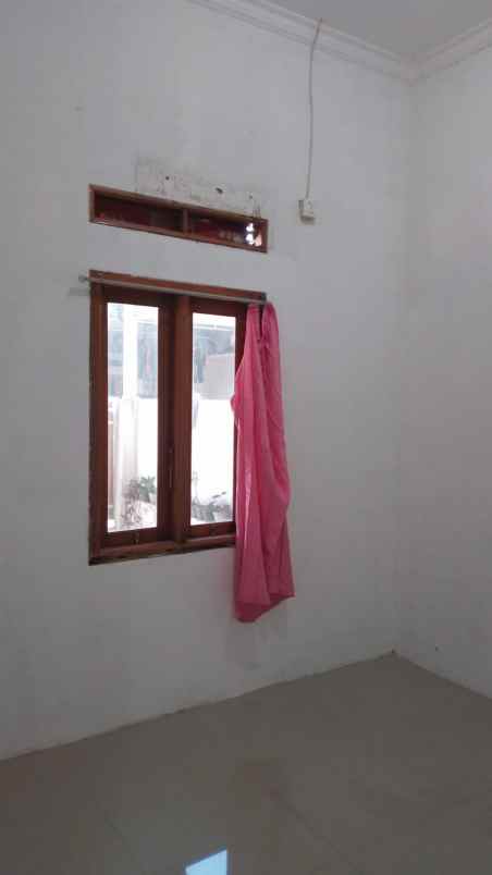 dijual rumah bedahan sawangan depok jawa barat