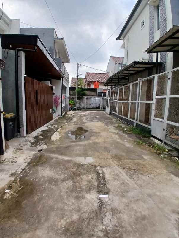 dijual rumah beji depok