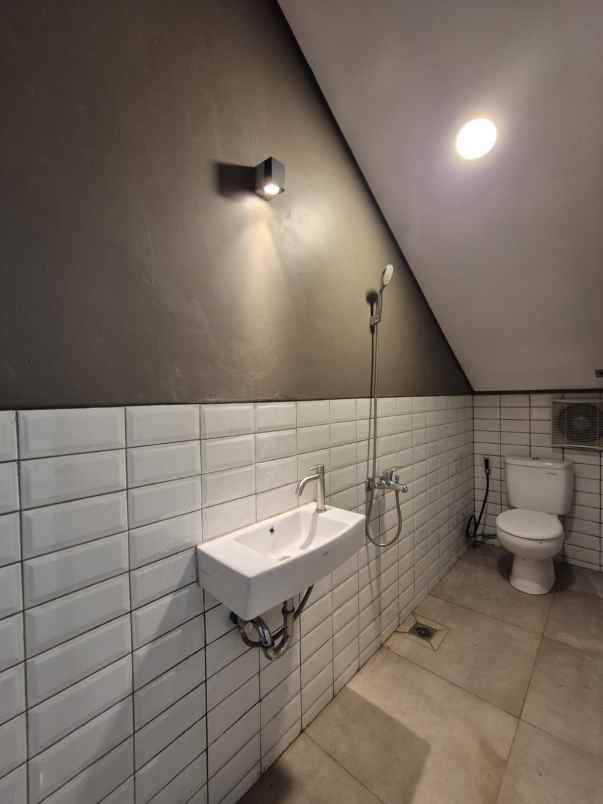 dijual rumah bintaro tangerang selatan