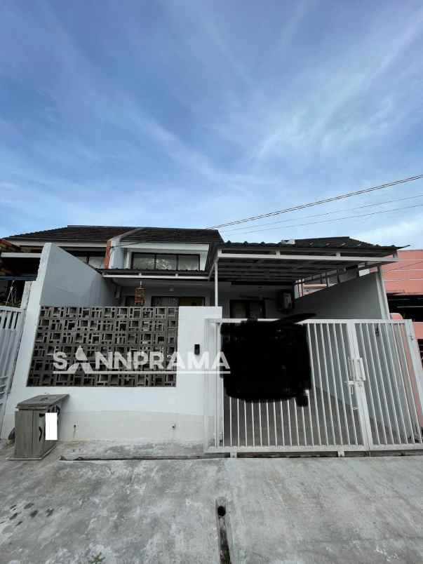 Rumah Dalam Perumahan Di Jalan Raya Bojongsari Dekat Dengan Uin Depok