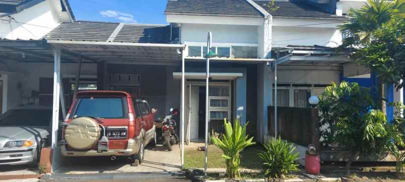 dijual rumah buana soetta residence bandung