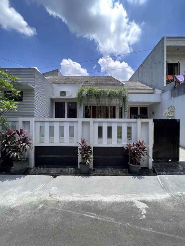dijual rumah bukit cirendeu ji bukit