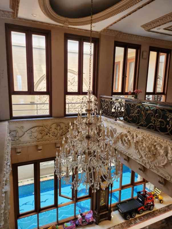 dijual rumah bukit gading villa kelapa