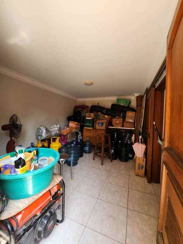 dijual rumah bukit gading villa kelapa