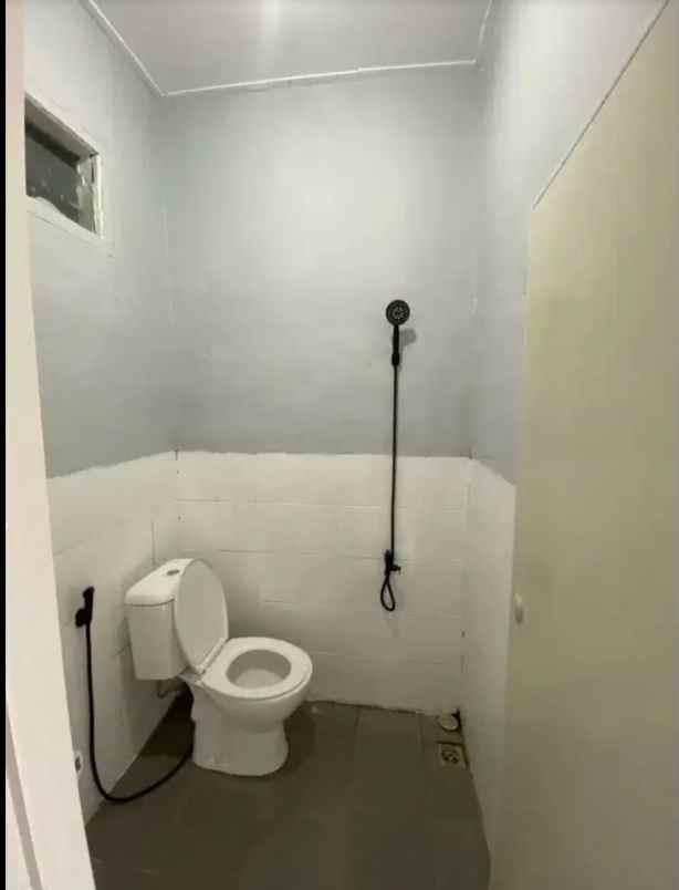 dijual rumah bukit savana serpong