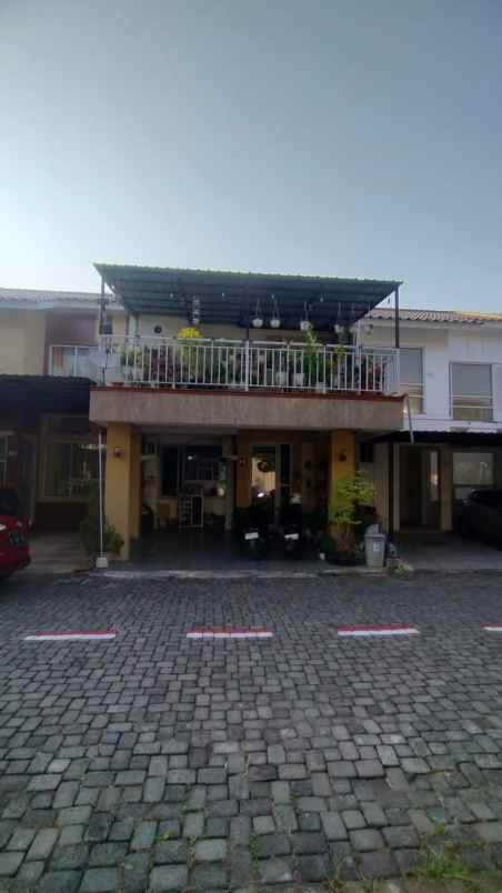 dijual rumah bukit wahid