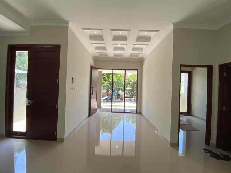 dijual rumah bulusawit sambiroto