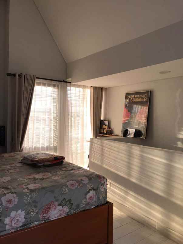 dijual rumah cantik furnished di kota wisata cibubur