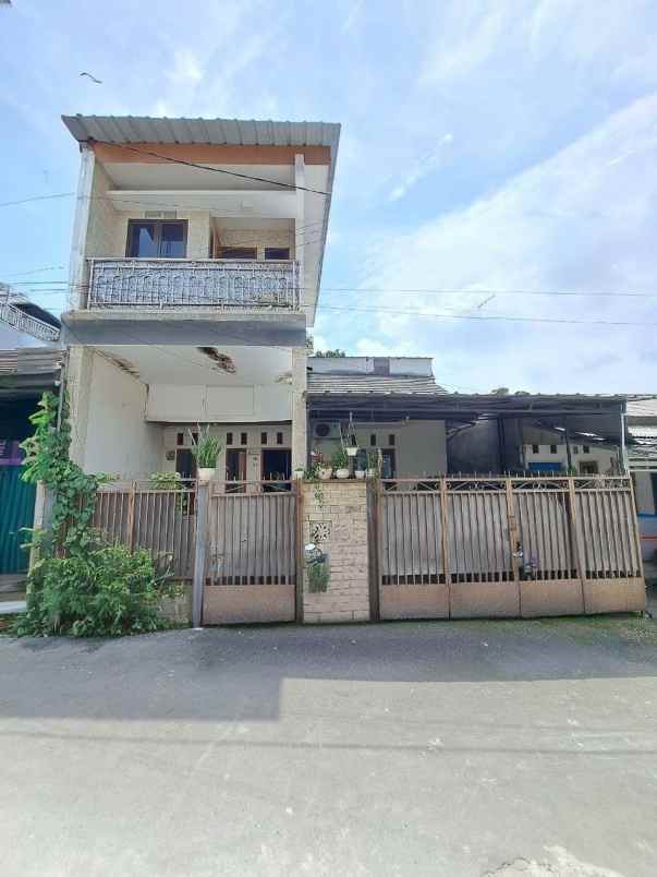 dijual rumah ceger