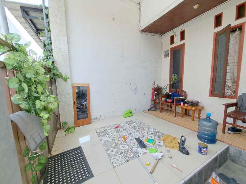 dijual rumah ceger