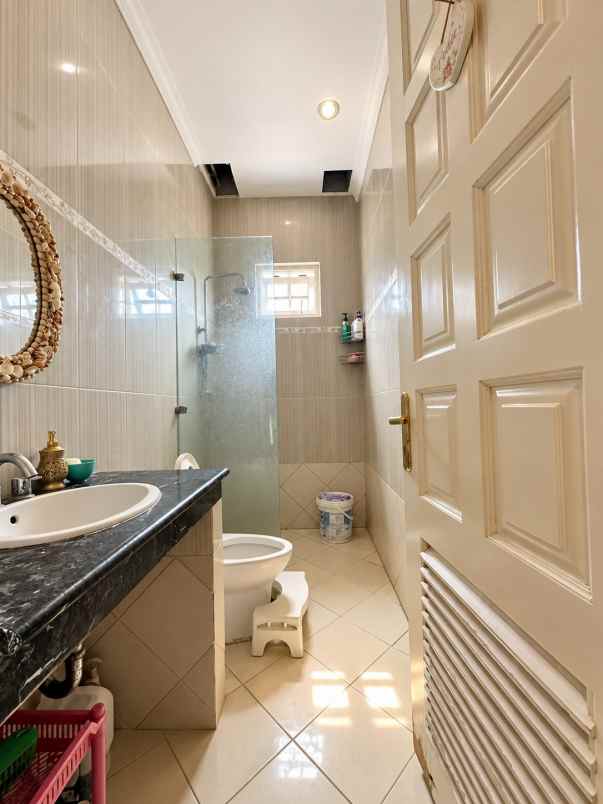 dijual rumah cempaka putih