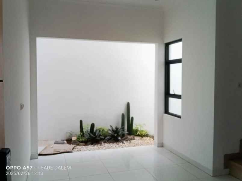 dijual rumah cimanggis