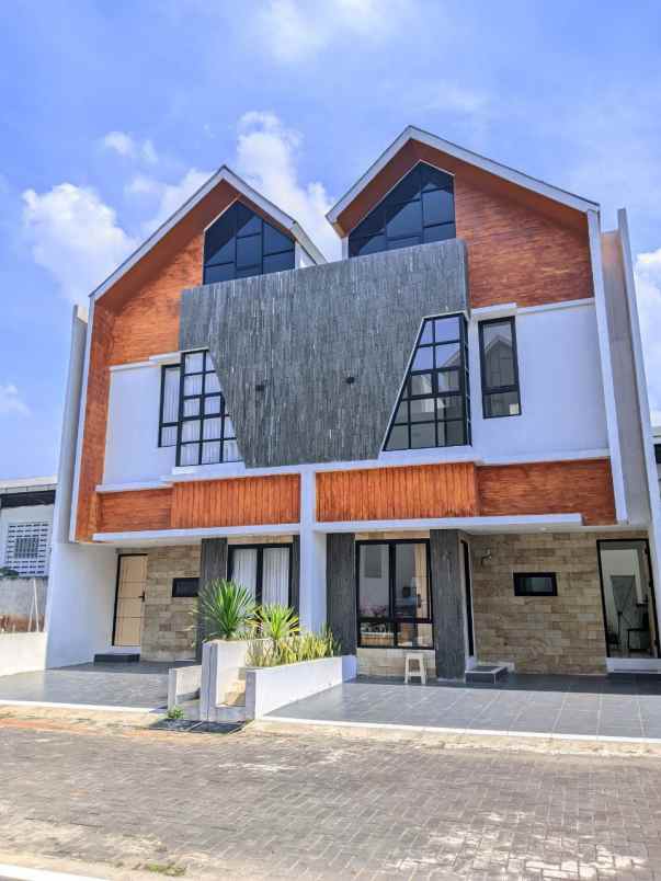 dijual rumah cimanggis