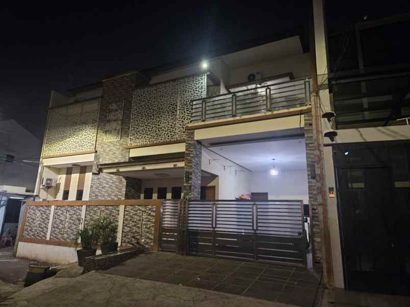 dijual rumah cimuning mustika jaya
