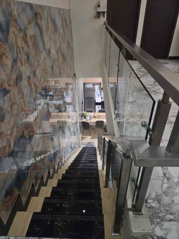 dijual rumah cimuning mustika jaya