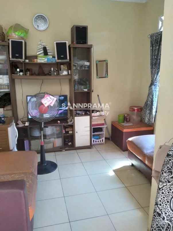 dijual rumah cipayung depok