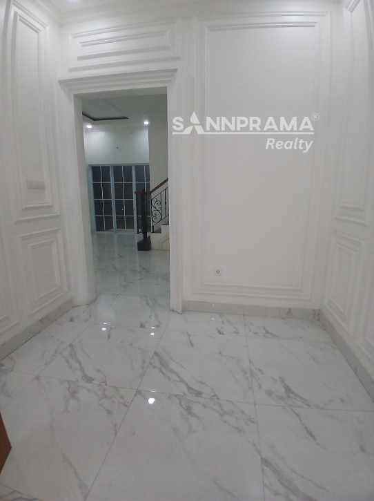 dijual rumah cipedak
