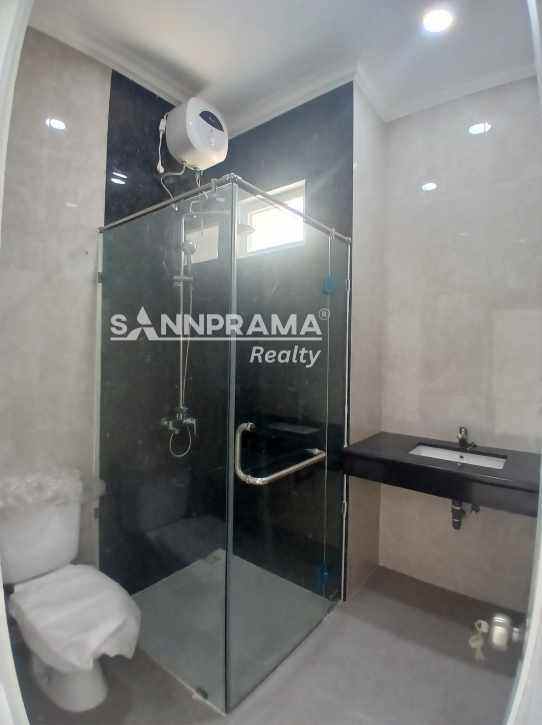 dijual rumah cipedak