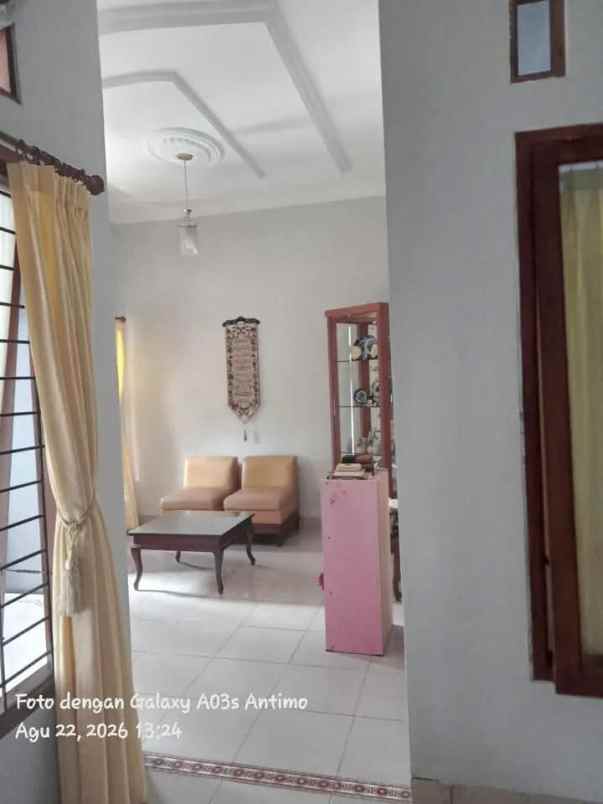 dijual rumah cipedak jagakarsa